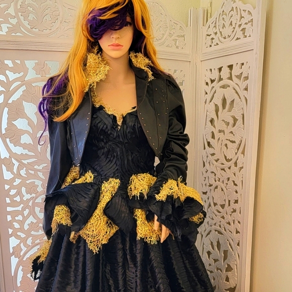 The "Letty" Black & Gold Gothic Romance Wedding Ballgown Set - Picture 8 of 14